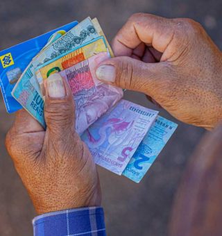 BPC anuncia pagamento no valor de R$ 1.502; veja agora como receber o reajuste