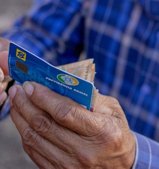 33,9 milhões de idosos recebem 50% a mais de salário nesta semana