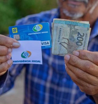 Governo autoriza antecipação do pagamento a partir de R$ 1.412 do INSS