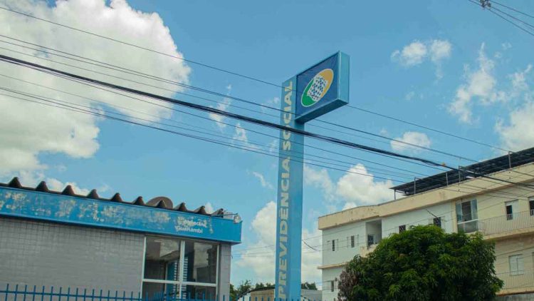 Novo golpe promete indenização falsa do INSS; saiba como se proteger