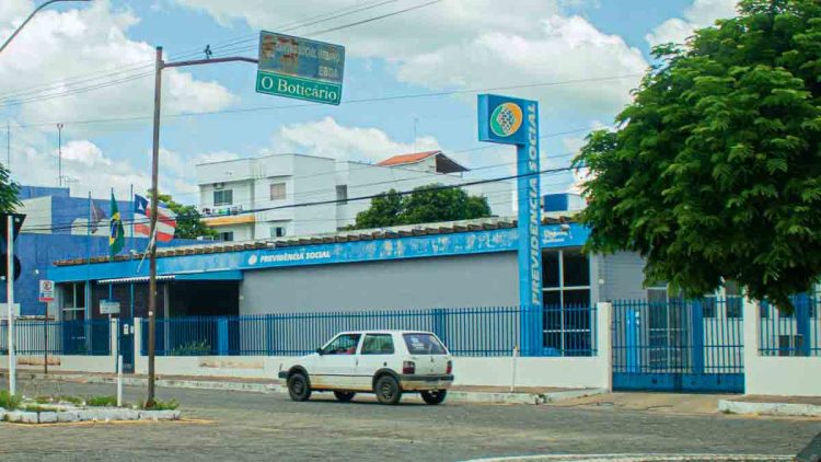 Novo mutirão do INSS atende idosos com 65, 66, 67, 68 e 69 anos neste final de semana