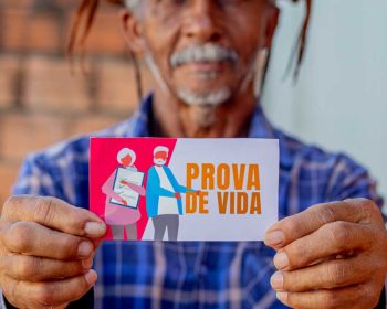 Idosos do INSS são convocados para fazer recadastramento da prova de vida