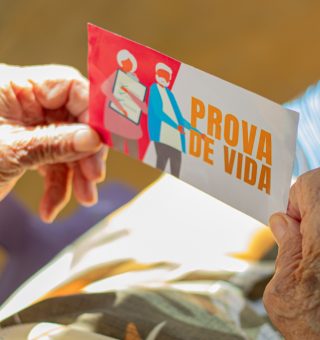 Governo emite ALERTA para idosos do INSS solicitando o fechamento de suas casas