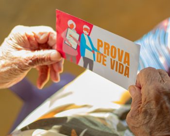 Governo Federal emite comunicado sobre prova de vida do INSS; descubra como fazer a sua