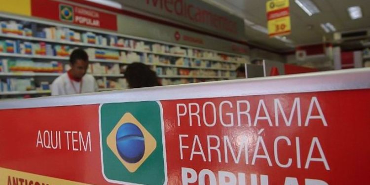 Remédios GRATUITOS para quem vive sozinho - Diabetes, pressão alta e mais