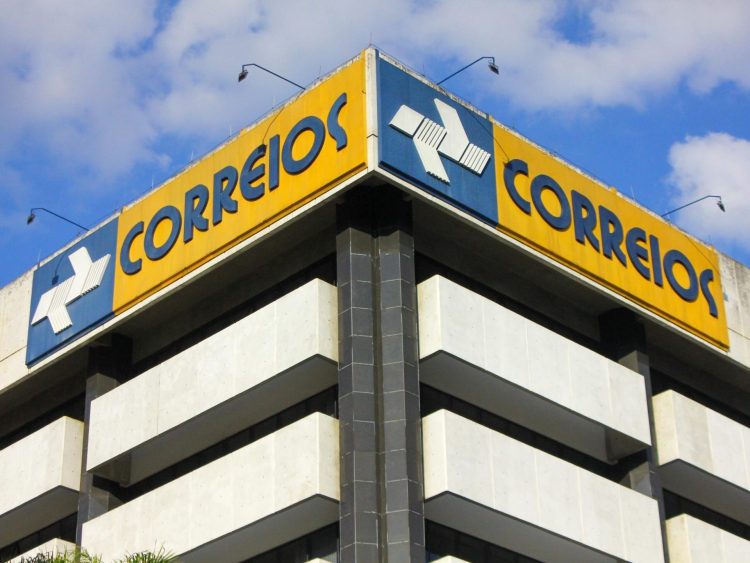 OPORTUNIDADE ÚNICA! Correios encerra HOJE as inscrições do concurso para receber acima de 6 mil