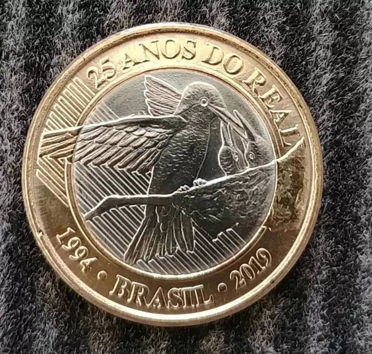 Moeda de R$ 1 do beija flor é a mais valiosa atualmente? Veja qual a mais buscada pelos colecionadores