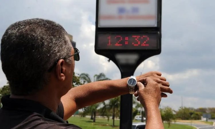 Horário de Verão 2025: veja como as regras podem mudar e quem será afetado