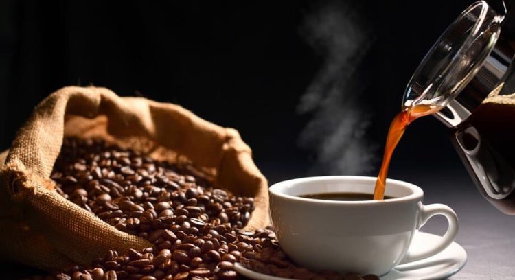 Componente encontrado em bebida de café é tóxico para humanos, alerta Anvisa