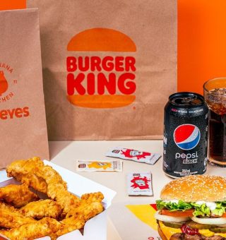 Burger King e Popeyes dão lanches de graça nesta quinta-feira (31/11); Veja como pegar o seu