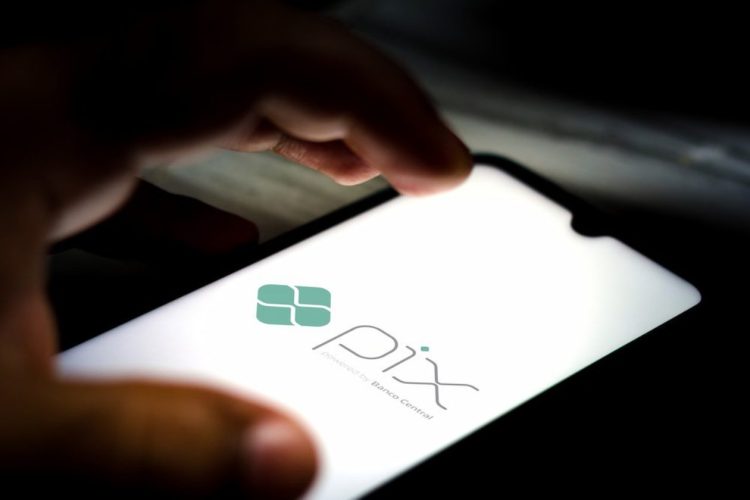 Usuários do pix são pegos de surpresa: regras para 2025 mudam TUDO e começam já a partir de 01/2025