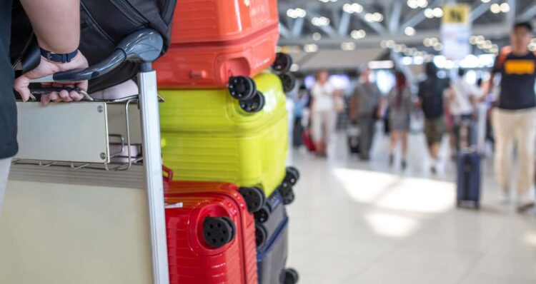 Latam e Gol anunciam MUDANÇAS nas regras para despacho de bagagem; fique atento