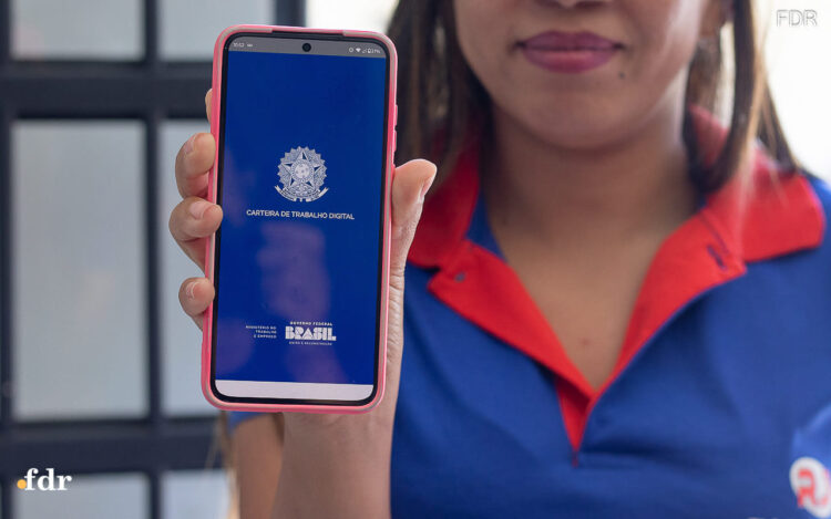 App Carteira de Trabalho Digital: Por que baixar o App HOJE será a melhor escolha do seu dia