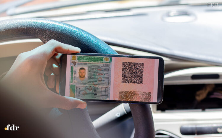 CNH digital no celular: Como ativar seu documento digital em minutos e evitar multas pesadas em 2026