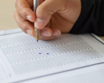 Último dia de inscrições no concurso público que tem salários de R$ 5.384,39; confira