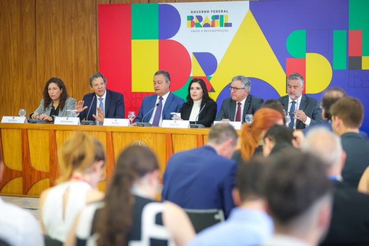 Trabalhador em ALERTA: veja as mudanças aprovadas por Haddad que afetarão o seu bolso em 2025