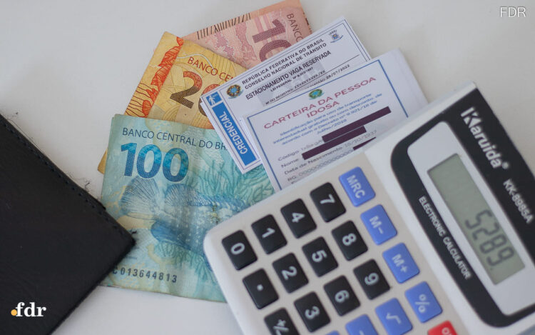Novo reajuste do salário mínimo começa a cair nas contas do trabalhadores em fevereiro de 2025; veja valor confirmado