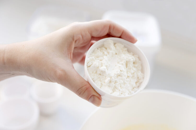 Anvisa proíbe marca famosa de leite em pó e retira produto dos supermercados brasileiros; veja como substituir