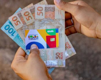 Bolsa Família de julho deixará de ser pago para 1 milhão de pessoas