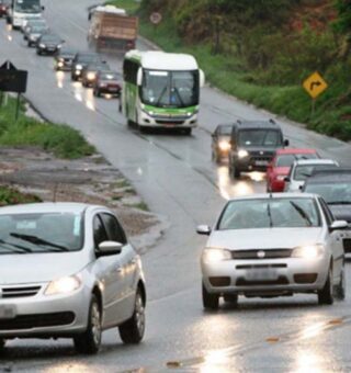 Lei do farol pega motoristas de surpresa nas rodovias com vigência da nova regra