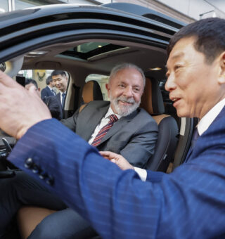 China investe R$ 27 bilhões no Brasil para produzir combustível sustentável para aviões e carros