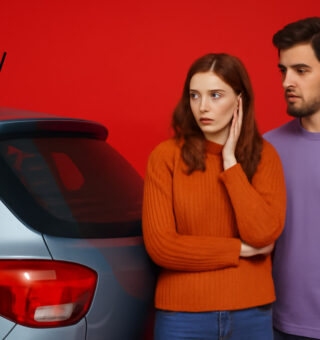 Você já reparou aquelas linhas fininhas e quase invisíveis que aparecem no vidro traseiro do seu carro?