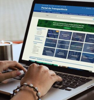 Você pode (e deve) fiscalizar o governo! Descubra como fazer isso em um clique!
