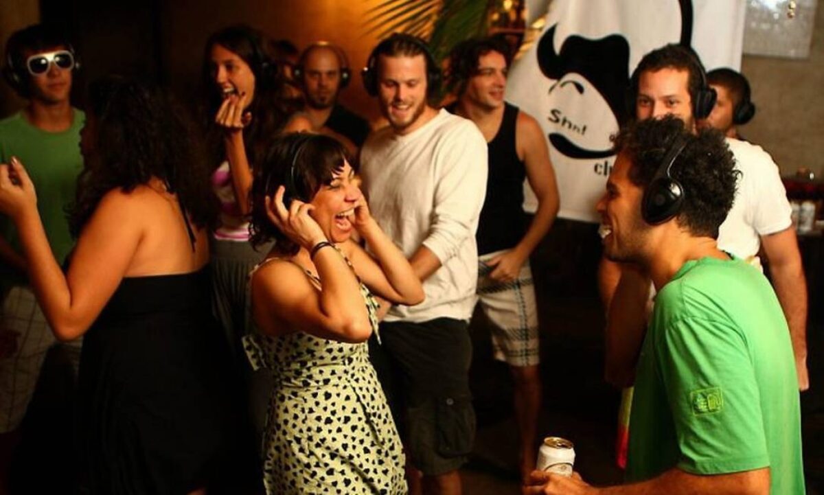 Estas são as 10 músicas que mais deixam as pessoas felizes, aponta estudo