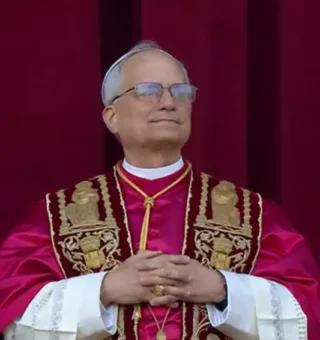 Nova residência papal chama atenção e contrasta com a de Francisco