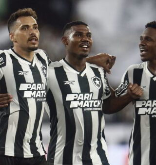 Como o Botafogo planeja equilibrar salários e investir em resultados dentro de campo