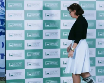 STF toma nova decisão contra Carla Zambelli; entenda o que está em jogo