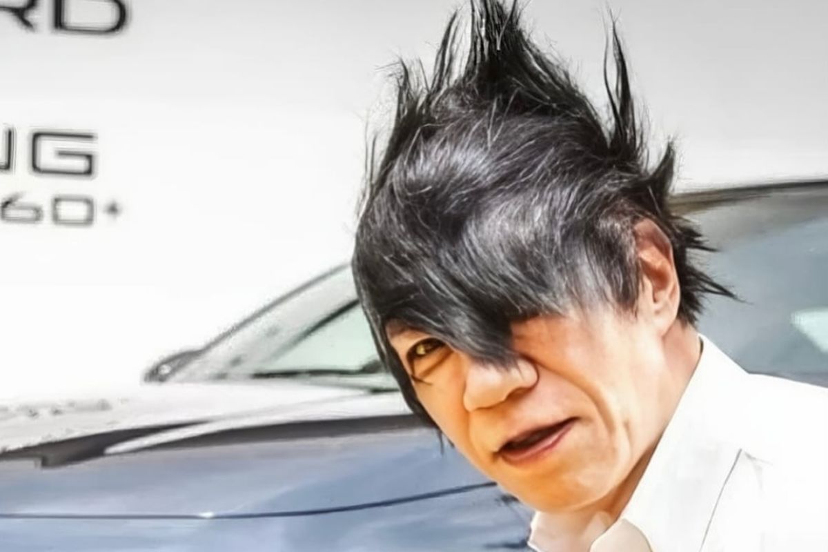 Foto do Engenheiro da Honda e seu penteado