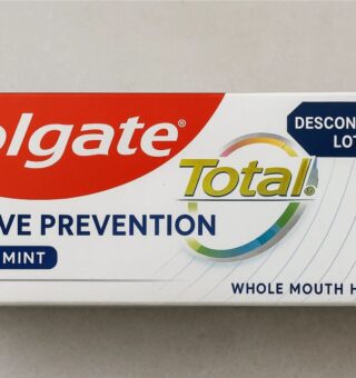 Caixa da Pasta de dente Colgate