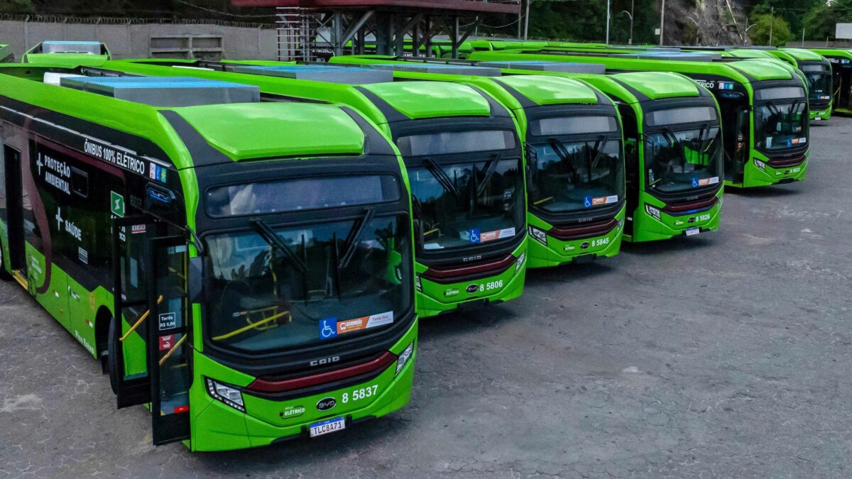 Cidade brasileira inova e usa ônibus elétricos da BYD para o transporte público!