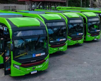 Cidade brasileira inova e usa ônibus elétricos da BYD para o transporte público!