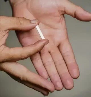 Implanon: saiba como funciona novo método contraceptivo oferecido pelo SUS