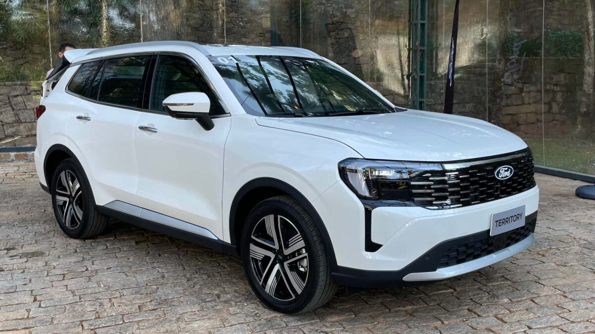 Versão 2026 do Ford Territory chega com benefício para o bolso dos motoristas!