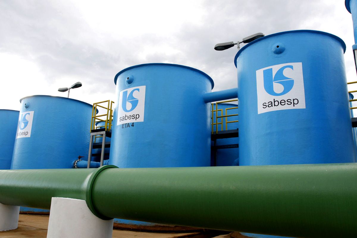 Imagem de tanques da sabesp
