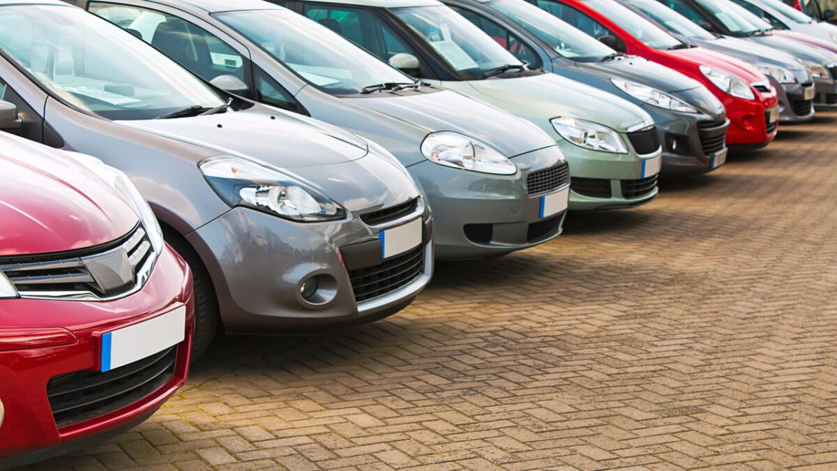 Como as vendas de carros populares se comportaram com o novo IPI Verde?