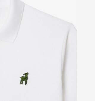 Polo da Lacoste com o símbolo do goat