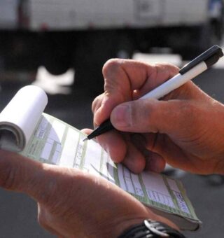 Descubra quais são as 3 multas gravíssimas que podem fazer você perder a CNH