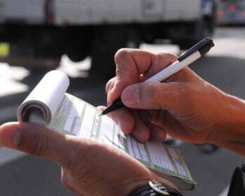 Se você vai viajar no Ano Novo precisa saber como NÃO ser multado nas estradas