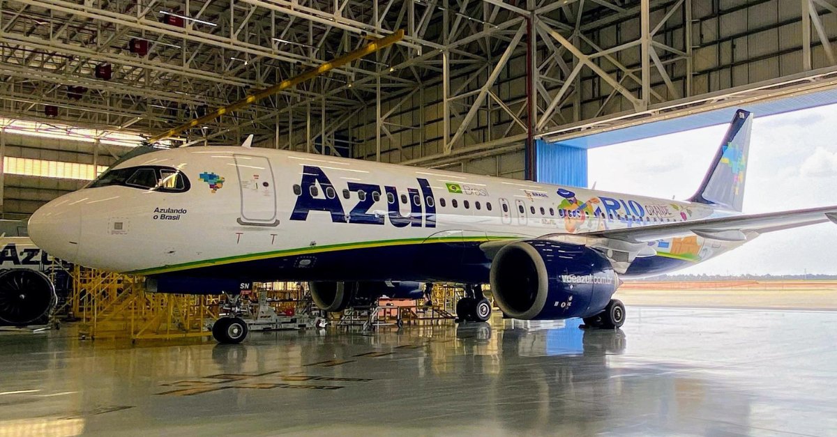 Reajuste a rota: Azul encerra voos por 14 cidade brasileiras