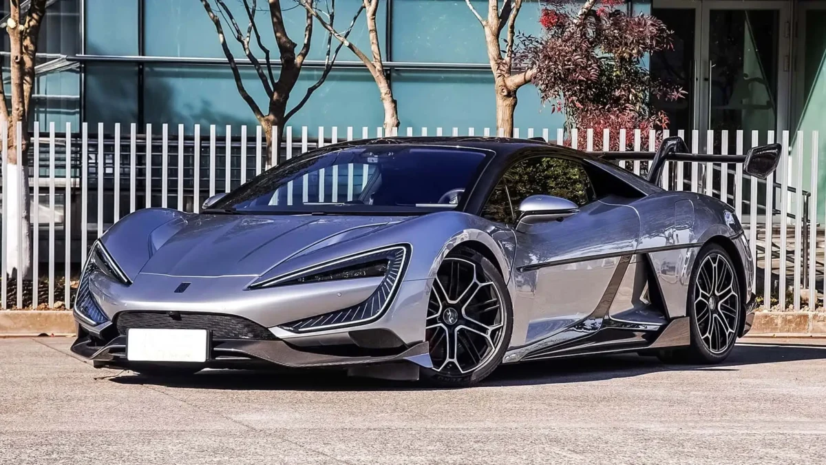 Nem Ferrari, Nem Porsche: Carro que chega a 472 km/h é chinês