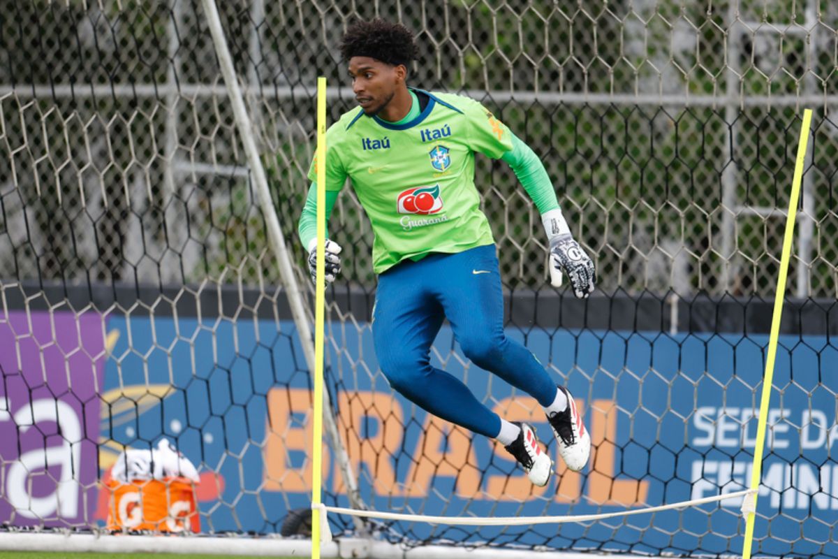 Imagem de um jogador no treinando antes da convocação da seleção brasileira