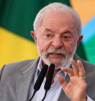 Em reação às tarifas de Trump, Lula aciona EUA na OMC para defender economia brasileira