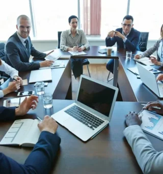 5 profissões com mão de obra escassa que oferecem salário superior a R$ 8 mil