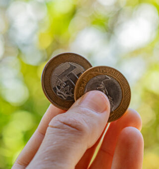 Quem tem essa moeda de R$ 1 em casa tem um tesouro escondido