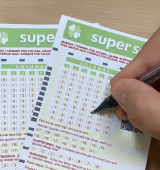 Ninguém acerta e Super Sete acumula em R$ 350 mil; sorteio hoje (29)