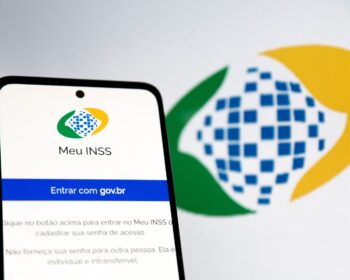 INSS comunica aposentados pelo WhatsApp sobre valores pendentes